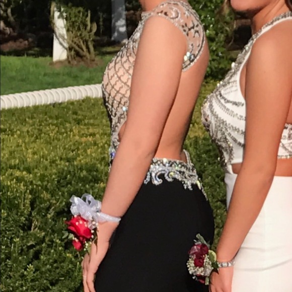 PROM DRESS - Picture 6 of 6